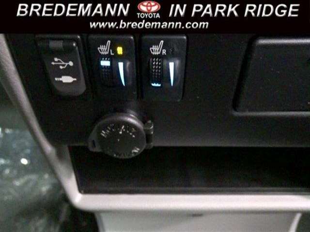 Toyota Sienna 2017 photo 18